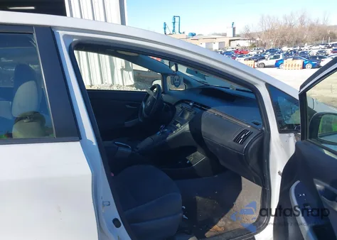 2013 Toyota Prius Two из США, поврежденный, VIN JTDKN3DU0D5559663